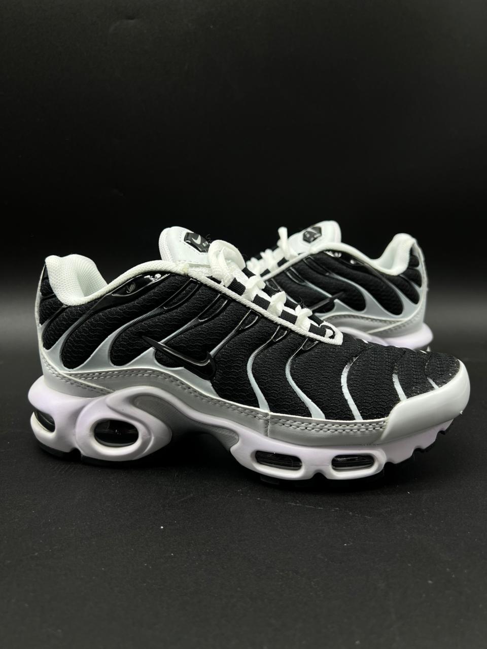 Air Max TN Blanco/Negro
