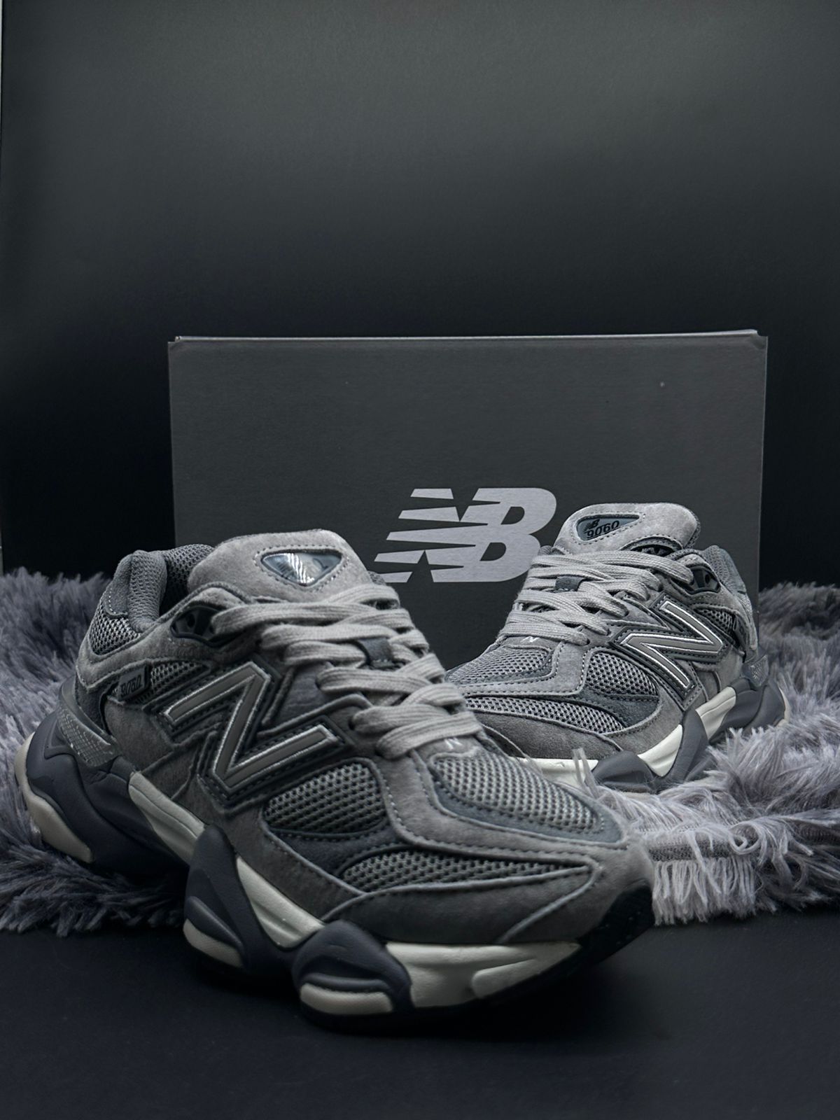 New Balance 9060 Gris Total