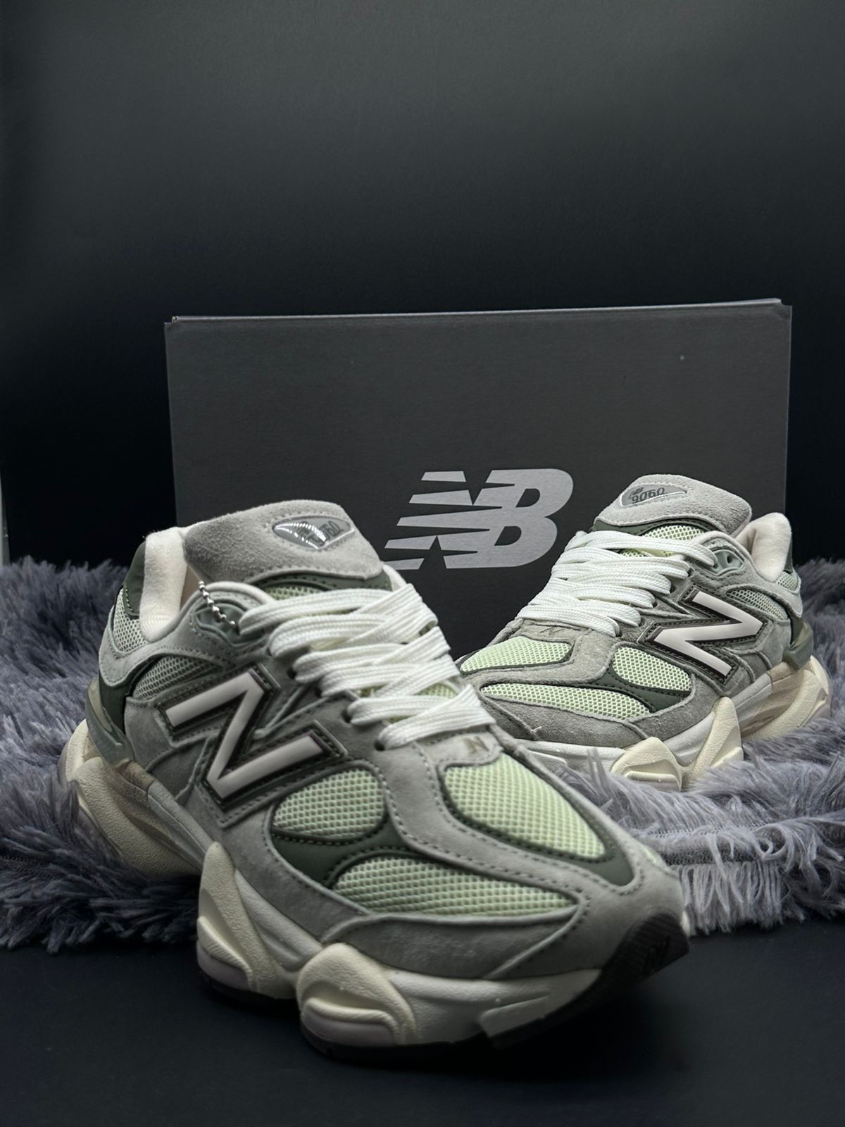 New Balance 9060 Verde/Gris
