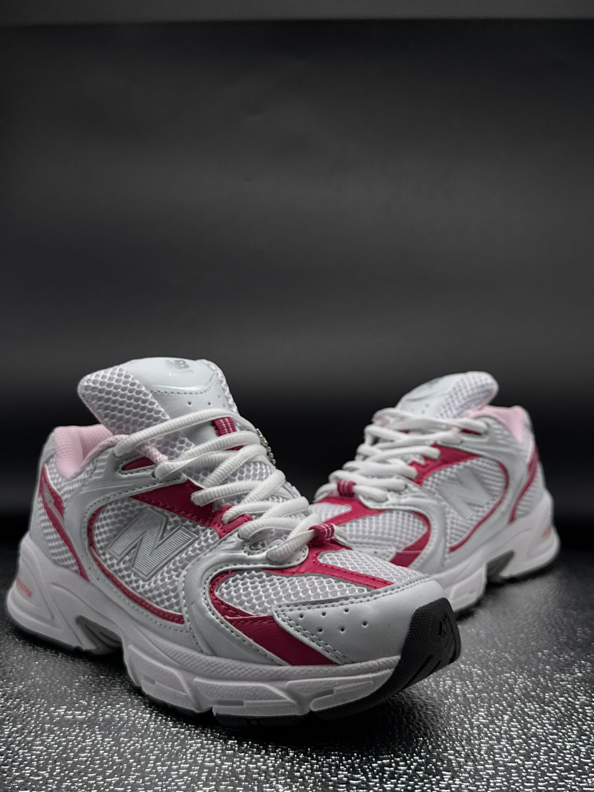 New Balance 530 Rosa/Blanco Malla