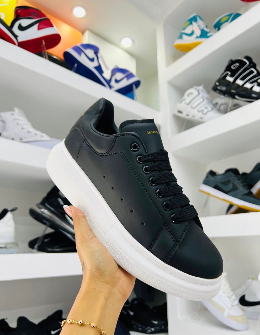 Alexander Mcqueen Negro/Blanco