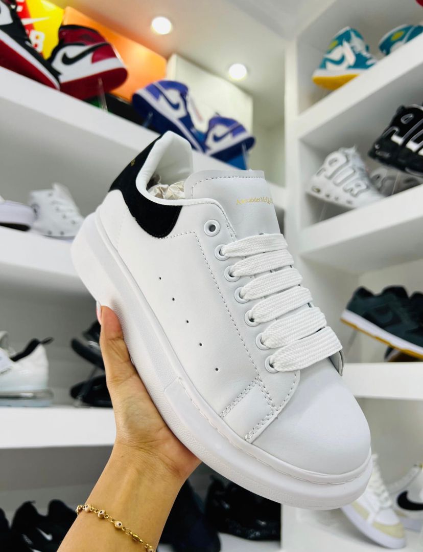 Alexander McQueen Blanco/Negro