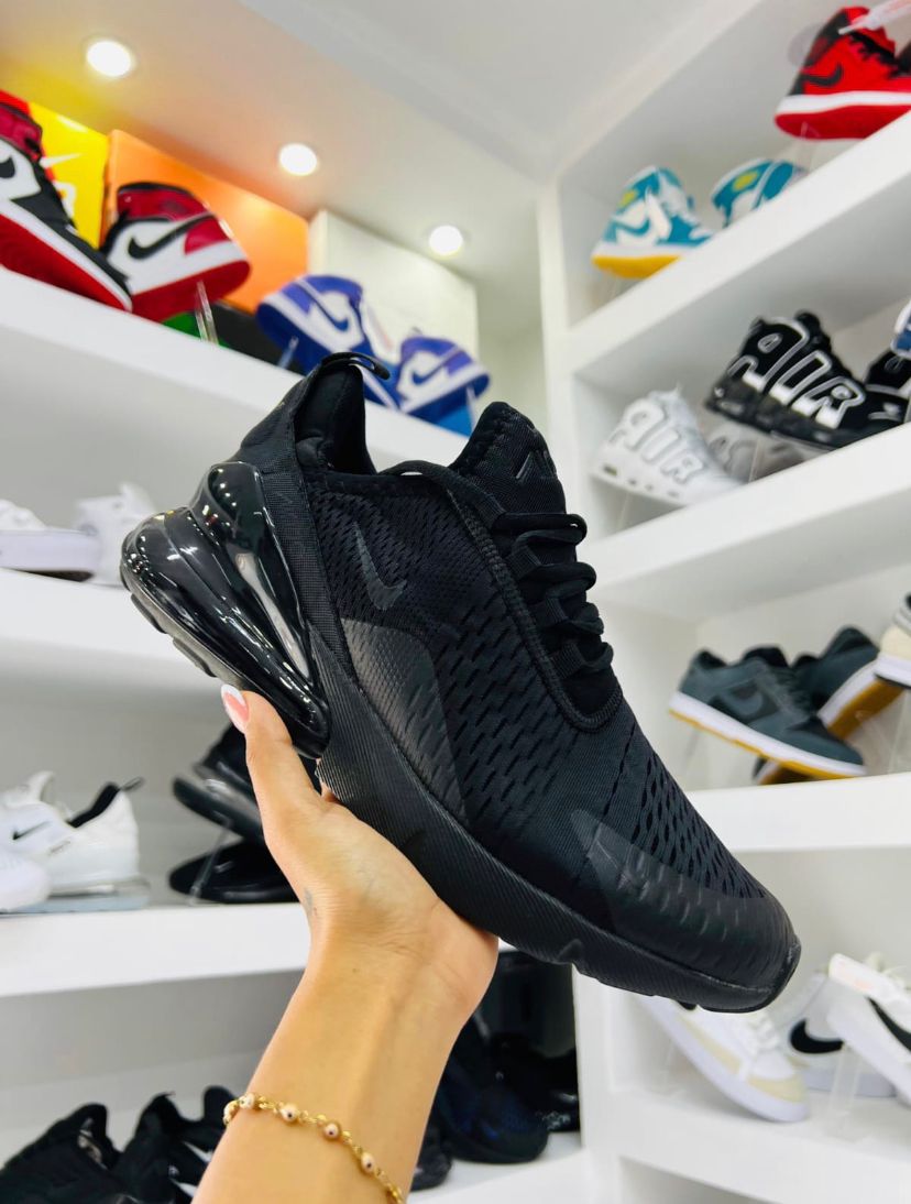 Nike Air Max 270 Negro Total