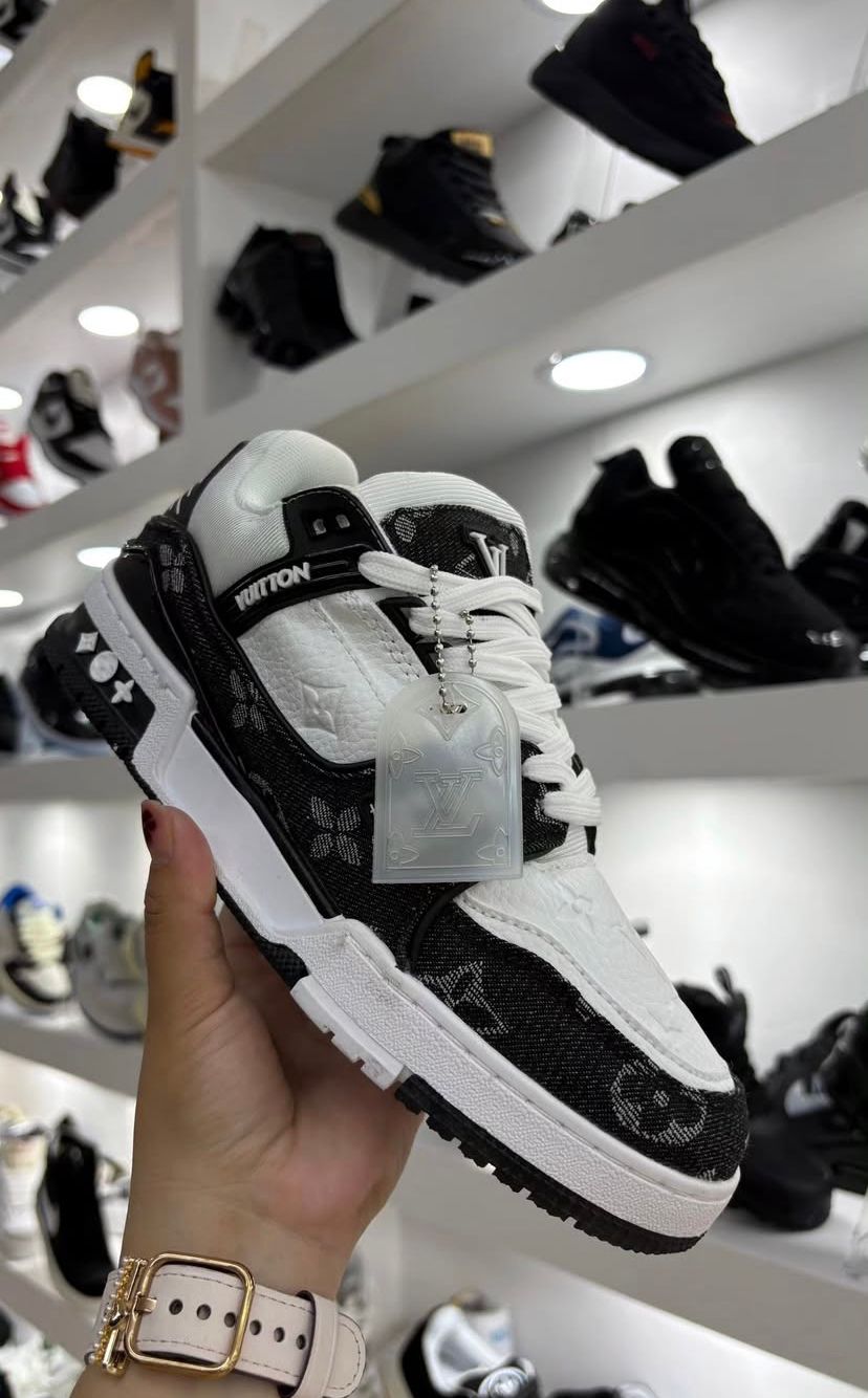 Louis Vuitton Trainer Negro/Blanco