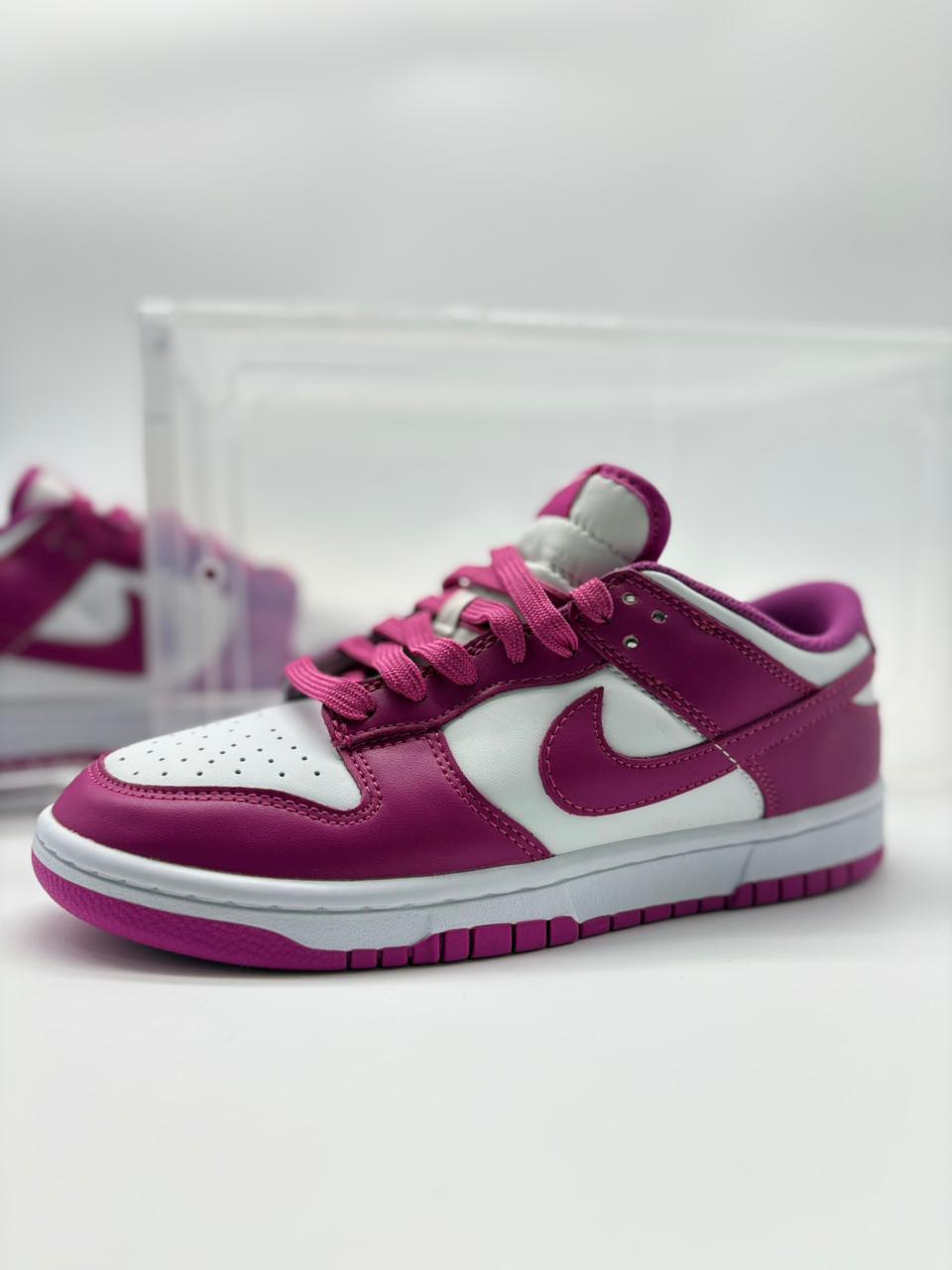 Nike Dunk Low Rosas