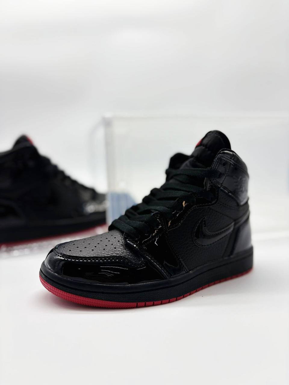 Air Jordan 1 Negro
